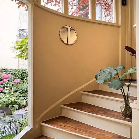 Architect Air-conditioned 1br With Terrace *